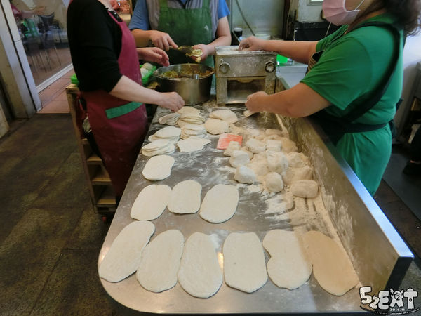 科博館水煎包6.jpg