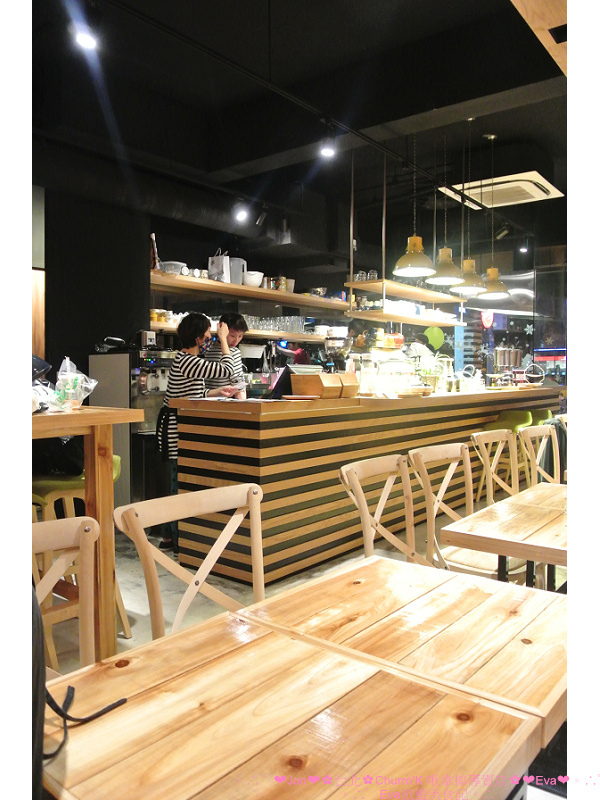 Churro'K 啾拿棒專賣店:【食記】oO。台北 東區 Churro'K 啾拿棒專賣店 蝦咪?!現在不用跑西班牙,也可以吃到專業又好吃的吉拿棒啦~。o○。