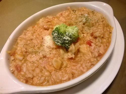 岩磨坊:吃過pasta?吃過pizza?那有沒有吃過pizza+pasta! Pasta pizza就在岩磨坊!