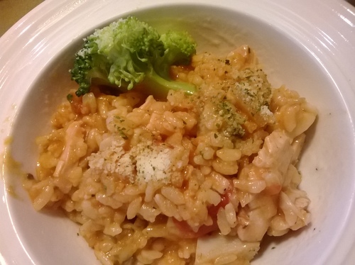 岩磨坊:吃過pasta?吃過pizza?那有沒有吃過pizza+pasta! Pasta pizza就在岩磨坊!