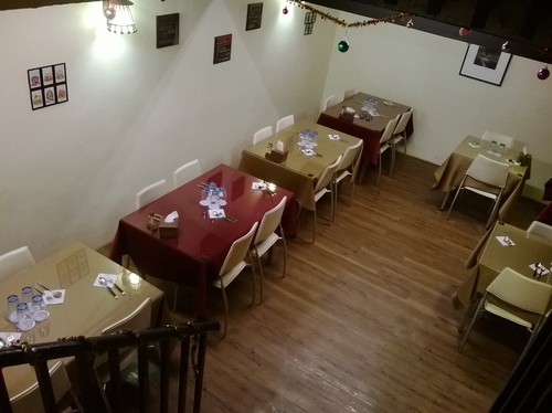 岩磨坊:吃過pasta?吃過pizza?那有沒有吃過pizza+pasta! Pasta pizza就在岩磨坊!