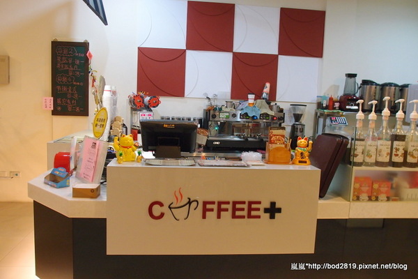 咖啡家COFFEE+:【台中潭子】咖啡家COFFEE+-早午餐CP值很高,鬆餅也只要50元!(也有賣義大利麵喔)
