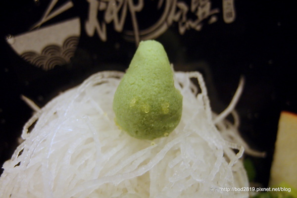 御之饌日式料理(家樂福桂林店4樓):【台北萬華】御之饌日式料理-鮭魚丼飯新鮮美味,雙拼丼牛肉鮮嫩可口,但食量大可能吃不飽(家樂福桂林店4樓)