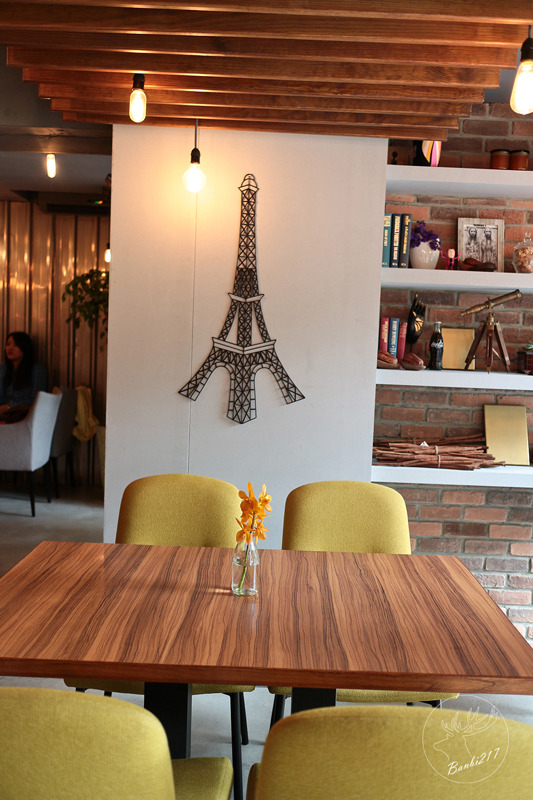 Banbi217 美食旅遊: 她他小曼谷 Thai Cafe Together,泰式下午茶、泰式早午餐、泰式義大利麵、泰國菜、泰式料理、蝦餅、咖哩(捷運六張犁站,台北大安區)