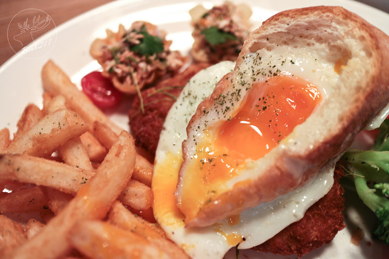 Banbi217 美食旅遊: 她他小曼谷 Thai Cafe Together,泰式下午茶、泰式早午餐、泰式義大利麵、泰國菜、泰式料理、蝦餅、咖哩(捷運六張犁站,台北大安區)