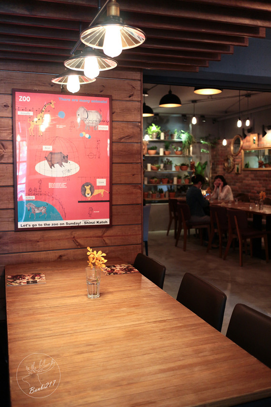 Banbi217 美食旅遊: 她他小曼谷 Thai Cafe Together,泰式下午茶、泰式早午餐、泰式義大利麵、泰國菜、泰式料理、蝦餅、咖哩(捷運六張犁站,台北大安區)