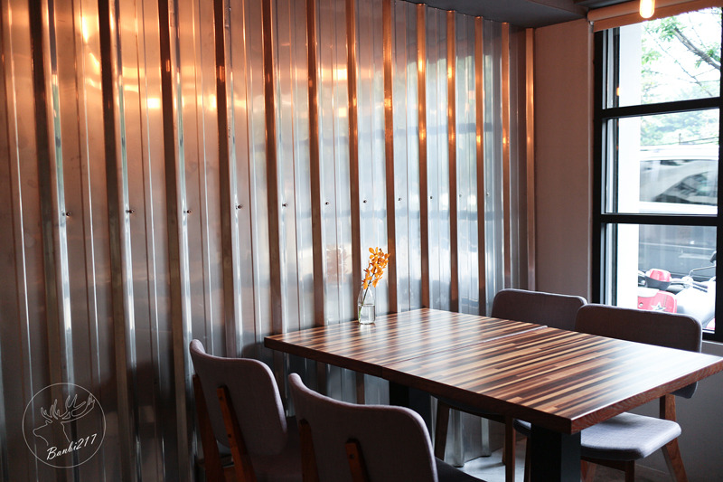 Banbi217 美食旅遊: 她他小曼谷 Thai Cafe Together,泰式下午茶、泰式早午餐、泰式義大利麵、泰國菜、泰式料理、蝦餅、咖哩(捷運六張犁站,台北大安區)