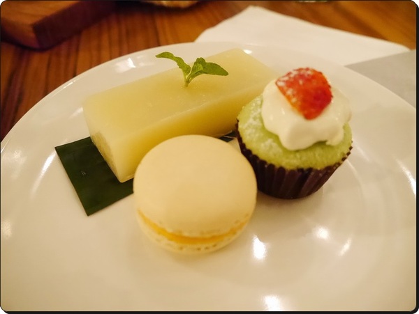 她他小曼谷(她他小館):【大安區】她他小曼谷 Thai Café Together-很有異國情調的泰式雙層下午茶