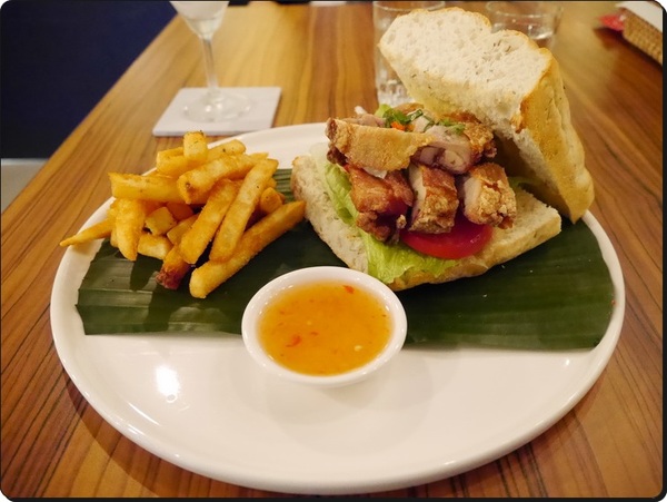 她他小曼谷(她他小館):【大安區】她他小曼谷 Thai Café Together-很有異國情調的泰式雙層下午茶