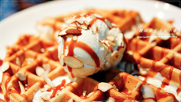 Roof M Cafe：【食記/台北市】玻璃屋～讓你有接近天空的機會♪♪Roof M Cafe♪♪