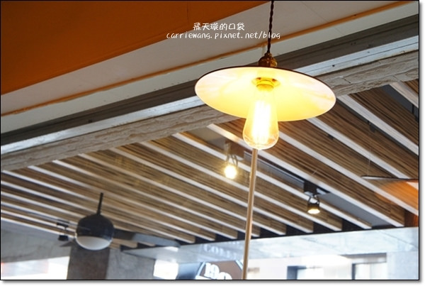 1984 Coffee Shop (20)