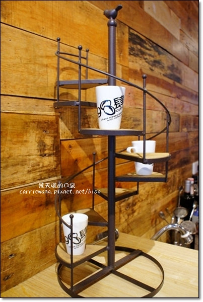 1984 Coffee Shop (19)