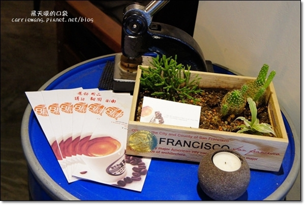 1984 Coffee Shop (16)