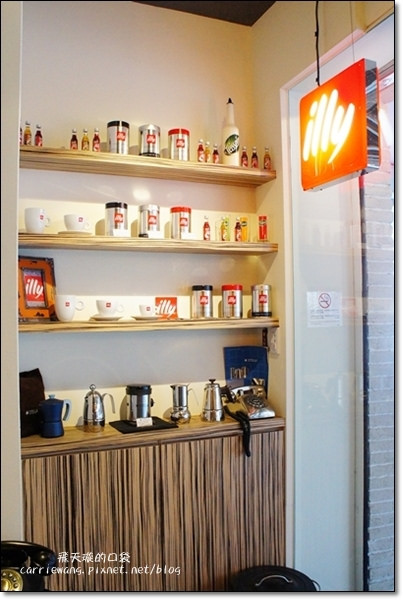 1984 Coffee Shop (10)