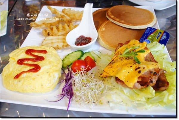 1984 Coffee Shop (36)