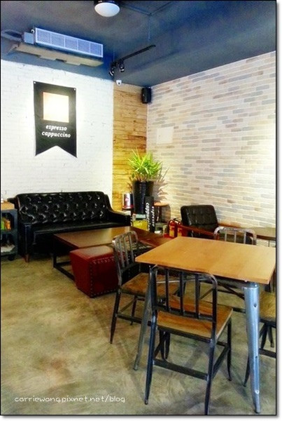 1984 Coffee Shop (5)