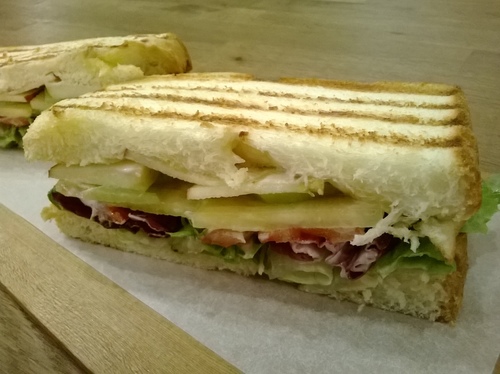 TST:鐘樓怪人玩烘焙~用心、真情、隱密的麵包坊TST