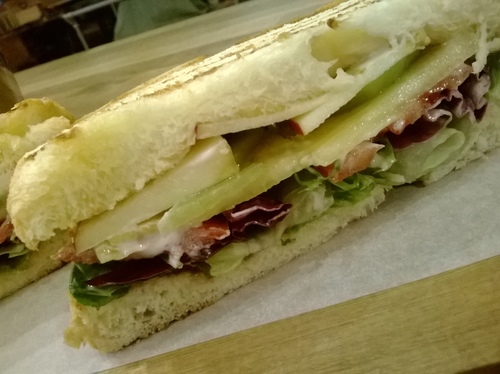 TST:鐘樓怪人玩烘焙~用心、真情、隱密的麵包坊TST