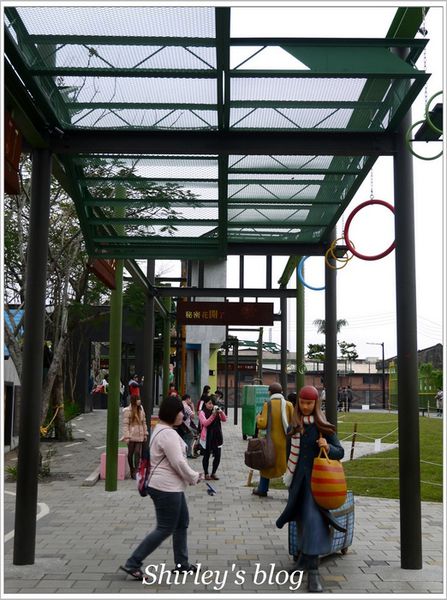 幾米廣場：宜蘭‧幾米廣場、飛天火車