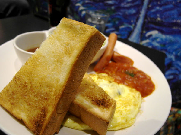 OSKA brunch coffee wine:【大直】oska。巷弄中的溫馨小店