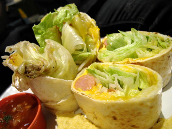 OSKA brunch coffee wine:【大直】oska。巷弄中的溫馨小店