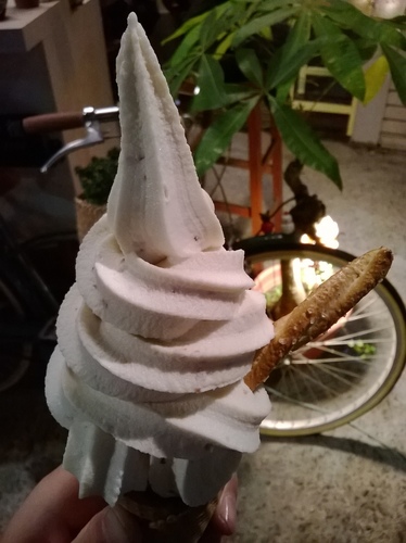 散步路徑：一條路上竟有兩家我夢寐以求的水果霜淇淋----散步路徑