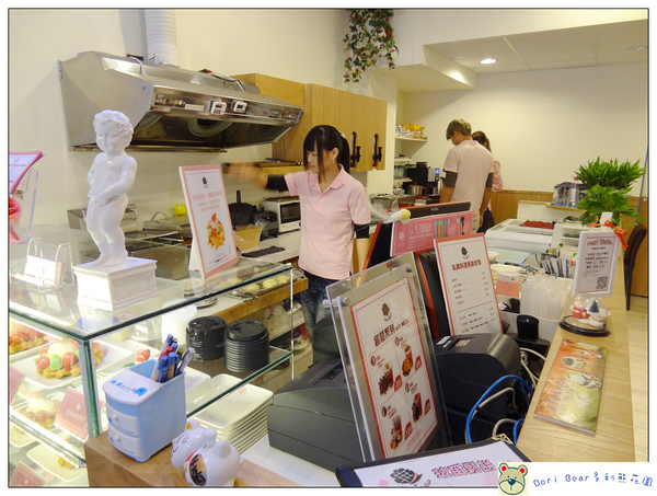 玻爾鬆餅(三重重新店)：[體驗分享] 美味鬆餅-貴婦下午茶般的享受~玻爾鬆餅(三重重新店)