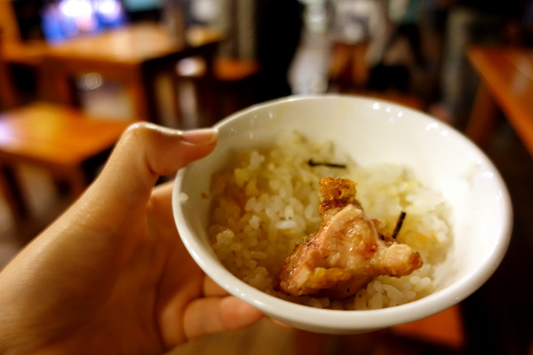 星月之星景觀餐廳:(胖樺食記)台中后里「星月大地-星月之星景觀山聽」,無敵夜景服務週到/下午茶/包場/露營/南洋風/麗寶樂園/蜜糖土司