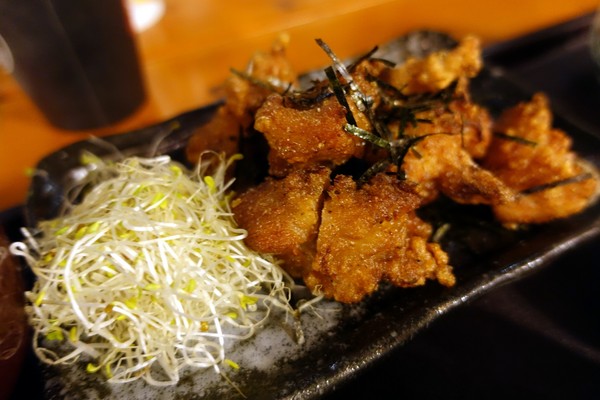 星月之星景觀餐廳:(胖樺食記)台中后里「星月大地-星月之星景觀山聽」,無敵夜景服務週到/下午茶/包場/露營/南洋風/麗寶樂園/蜜糖土司