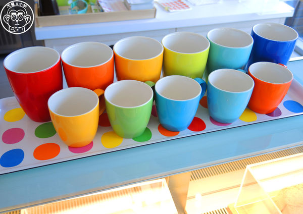 七個小日子:呷飽祙【台中北屯・七個小日子】梨子咖啡新品牌賣戚風蛋糕