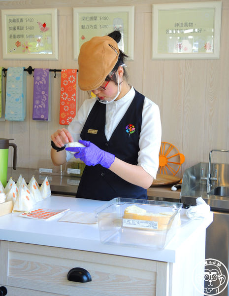 七個小日子:呷飽祙【台中北屯・七個小日子】梨子咖啡新品牌賣戚風蛋糕