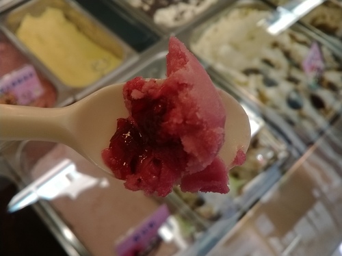吉娜多義式手工冰淇淋(King Gelato)：口味無窮變、隱藏巷弄的No.1——King Gelato吉娜多義式手工冰淇淋