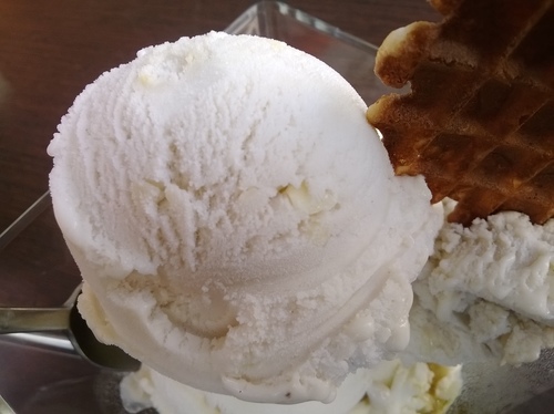吉娜多義式手工冰淇淋(King Gelato)：口味無窮變、隱藏巷弄的No.1——King Gelato吉娜多義式手工冰淇淋