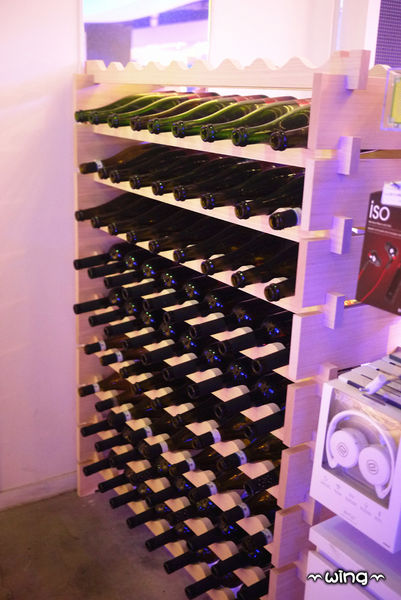 VIVO 光癮時尚餐飲：［台北東區］潮流亮點餐廳。【VIVO 光癮時尚餐飲】TAPAS/西班牙海鮮燉飯/Gelato冰淇淋/酒品體驗(捷運忠孝復興/忠孝敦化站美食)