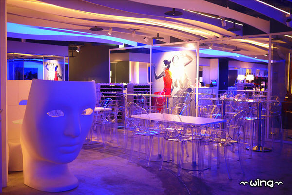 VIVO 光癮時尚餐飲：［台北東區］潮流亮點餐廳。【VIVO 光癮時尚餐飲】TAPAS/西班牙海鮮燉飯/Gelato冰淇淋/酒品體驗(捷運忠孝復興/忠孝敦化站美食)