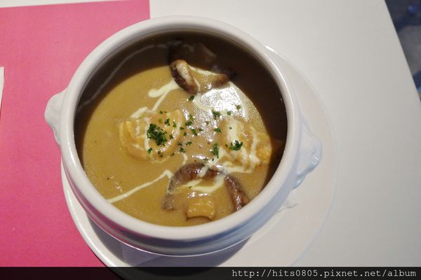 VIVO 光癮時尚餐飲：台北-道地西班牙料理VIVO光癮時尚餐飲!美味必訪