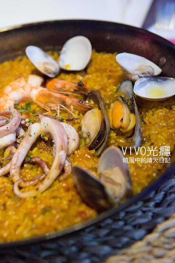 VIVO 光癮時尚餐飲:【口碑券 | VIVO 】放下心裡沈重面具享受西班牙熱情與美食的VIVO 光癮時尚餐飲