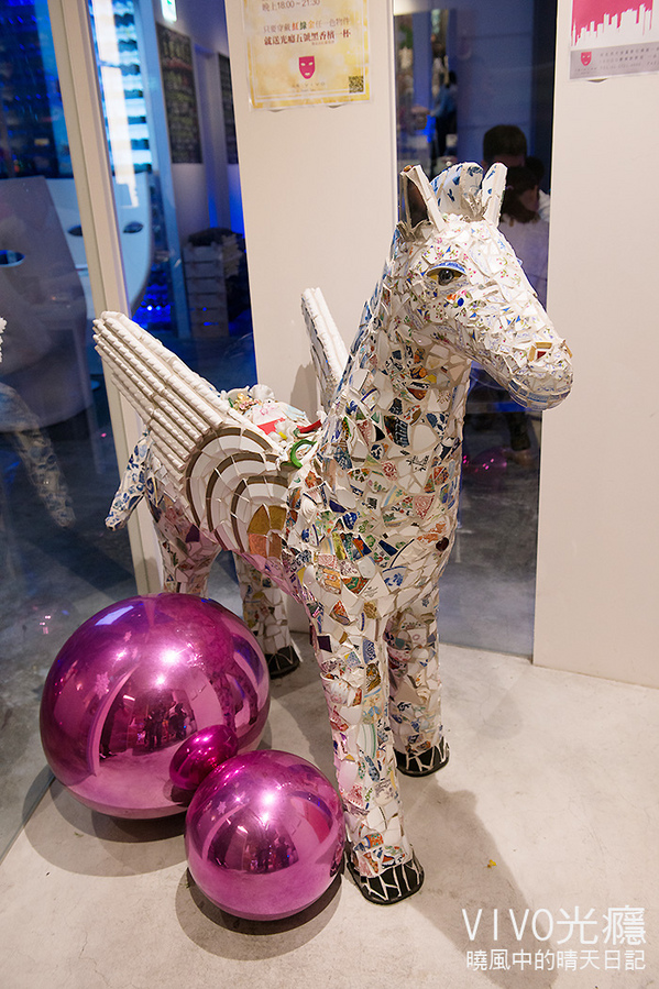 VIVO 光癮時尚餐飲:【口碑券 | VIVO 】放下心裡沈重面具享受西班牙熱情與美食的VIVO 光癮時尚餐飲