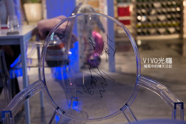 VIVO 光癮時尚餐飲:【口碑券 | VIVO 】放下心裡沈重面具享受西班牙熱情與美食的VIVO 光癮時尚餐飲