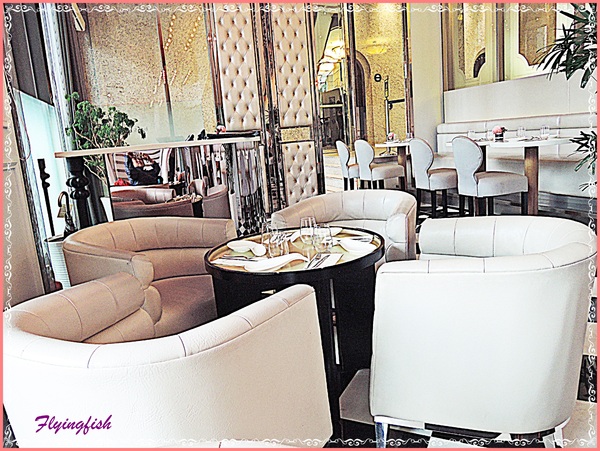 bar & restaurant a3：✜ 貴婦百貨親民價格滴三層架美味下午茶 －「bar&restaurant a3」❤～