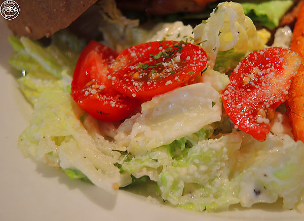 Pickles阿肯美式餐廳(忠孝店):呷飽祙【台北大安・PICKLES阿肯美式餐廳】數一數二好吃的美式漢堡