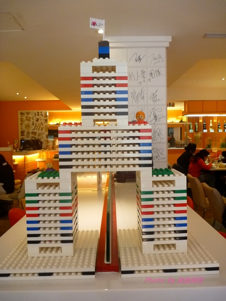 Live饗樂Pasta&Cafe:【試吃】東區好吃的義大利麵-Live饗樂Pasta&Cafe