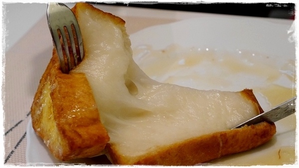 Livia's kitchen - 薇甜:【新北◍•ᴗ•◍新店】美食・薇甜Livia's kitchen食記|當Q彈麻糬遇上法式吐司