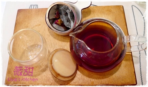 Livia's kitchen - 薇甜:【新北◍•ᴗ•◍新店】美食・薇甜Livia's kitchen食記|當Q彈麻糬遇上法式吐司