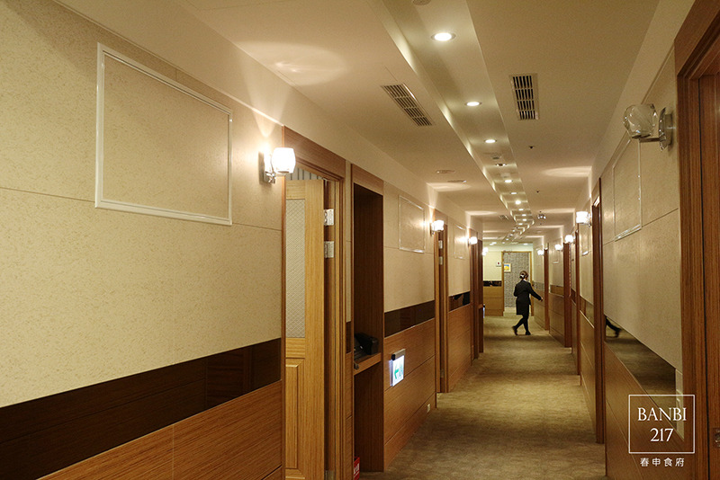 Banbi217 美食旅遊: 春申食府 上海桌菜,婚宴會館,乳腐扣肉,北京烤鴨三吃 (東區,捷運忠孝敦化站美食餐廳)