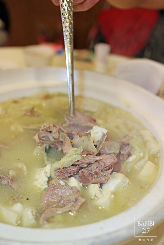 Banbi217 美食旅遊: 春申食府 上海桌菜,婚宴會館,乳腐扣肉,北京烤鴨三吃 (東區,捷運忠孝敦化站美食餐廳)