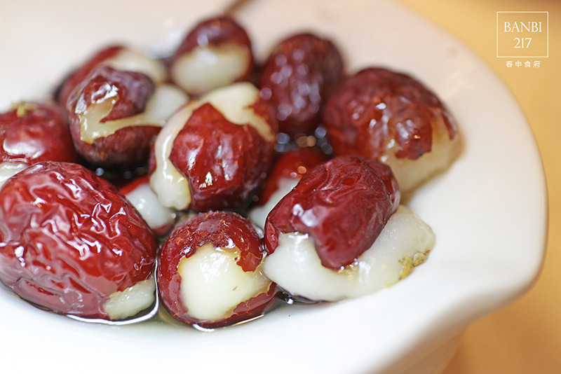 Banbi217 美食旅遊: 春申食府 上海桌菜,婚宴會館,乳腐扣肉,北京烤鴨三吃 (東區,捷運忠孝敦化站美食餐廳)