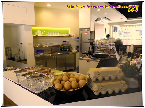 日光緩緩 夏林店:【GO Tainan試吃邀約】台南南區§早起的鳥兒有餐吃~享受輕食CP值頗高的超值早午餐~→日光緩緩C'est la vie-夏林店