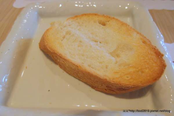 alfinee cafe 艾芬妮義麵坊:<口碑券>【台北松山】Alfinee cafe 艾芬妮義麵坊-義大利麵干貝好大!鹹派表現優秀!