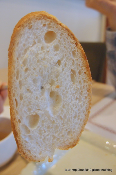 alfinee cafe 艾芬妮義麵坊:<口碑券>【台北松山】Alfinee cafe 艾芬妮義麵坊-義大利麵干貝好大!鹹派表現優秀!